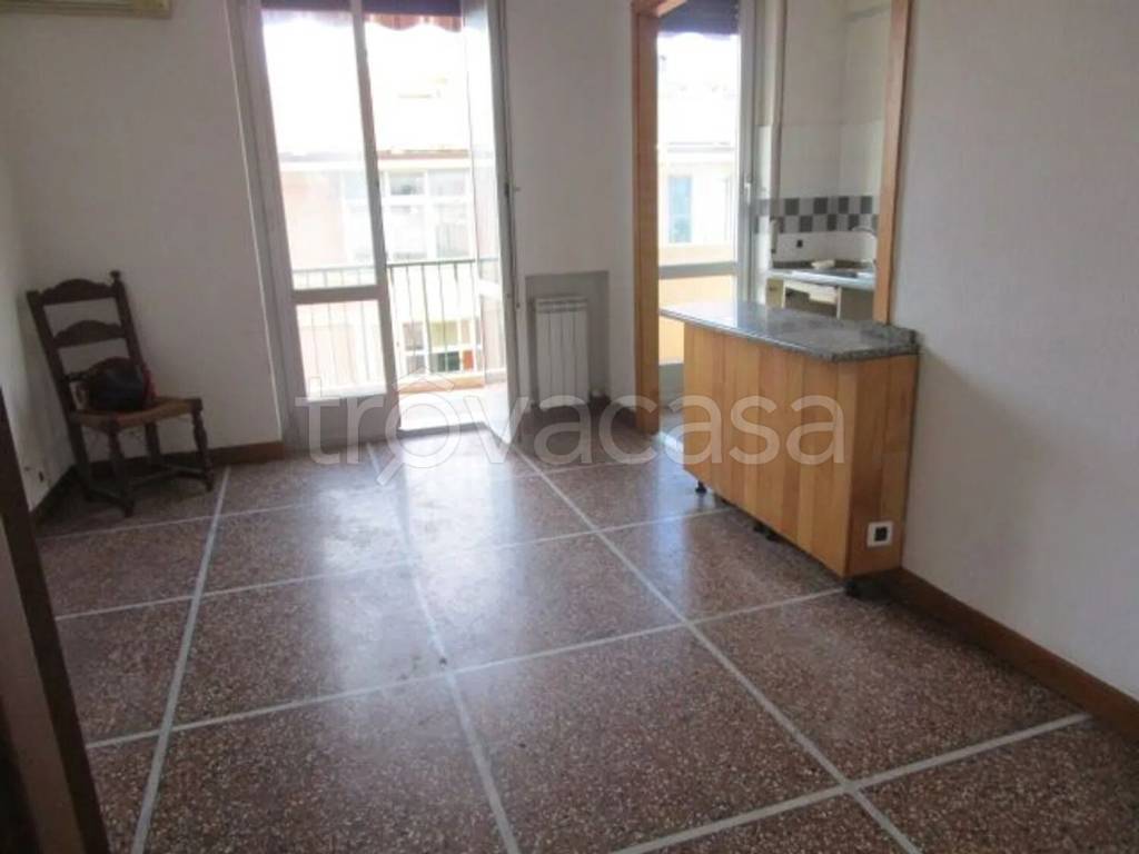 appartamento in vendita a Genova in zona Sampierdarena