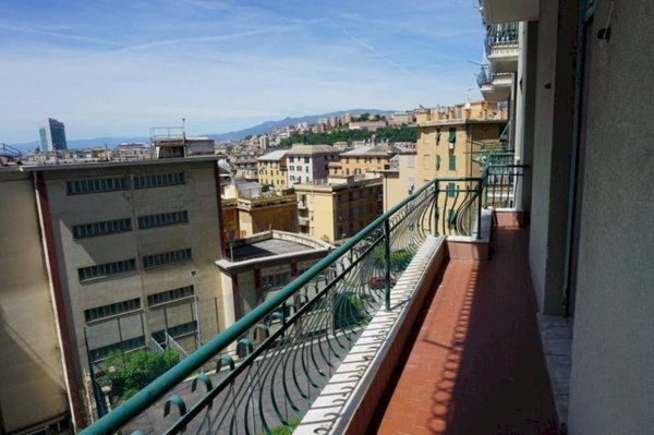 appartamento in vendita a Genova in zona Sampierdarena