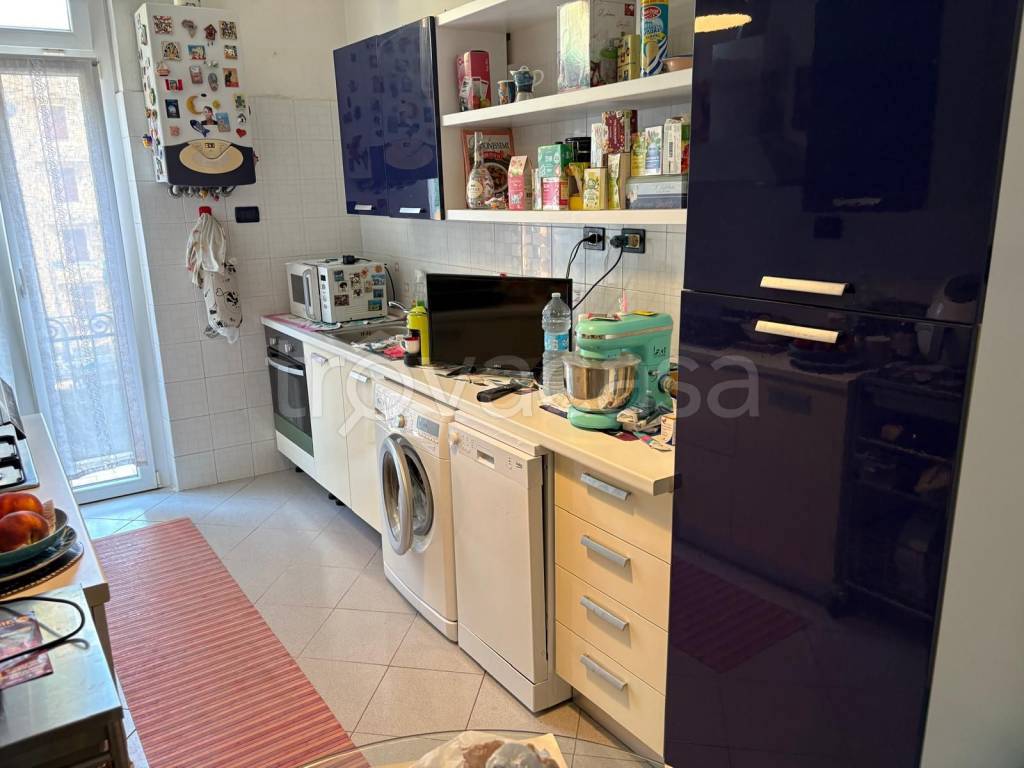 appartamento in vendita a Genova in zona Sampierdarena