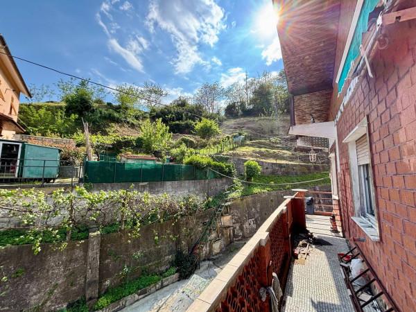 appartamento in vendita a Genova in zona Rivarolo