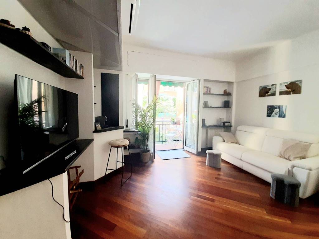 appartamento in vendita a Genova in zona Marassi