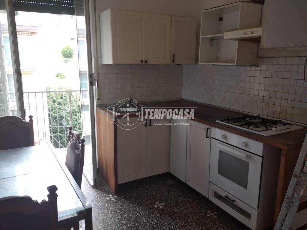 appartamento in vendita a Genova in zona Pontedecimo