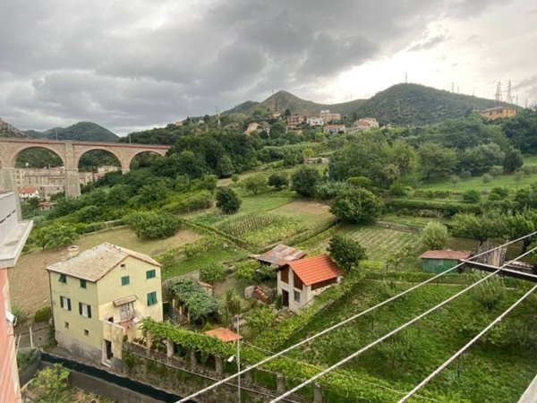 appartamento in vendita a Genova in zona Sestri Ponente