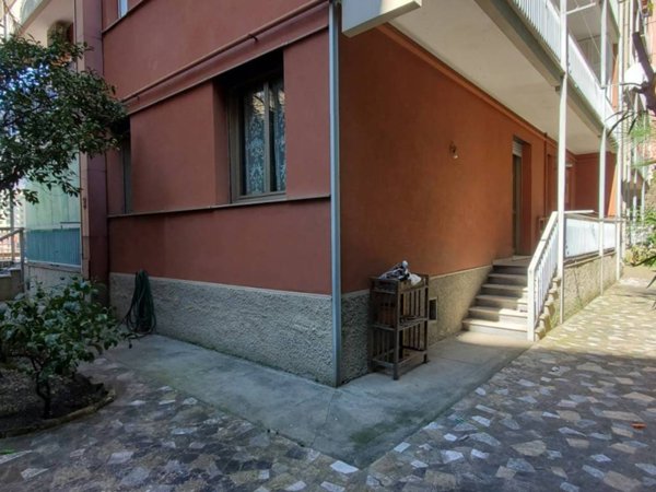 appartamento in vendita a Genova in zona Quezzi