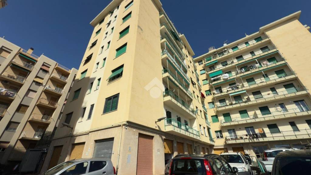 appartamento in vendita a Genova in zona Voltri