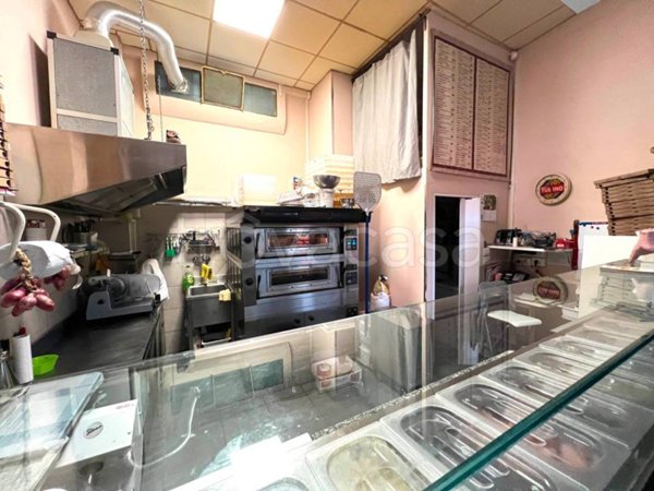 negozio in vendita a Genova in zona Marassi