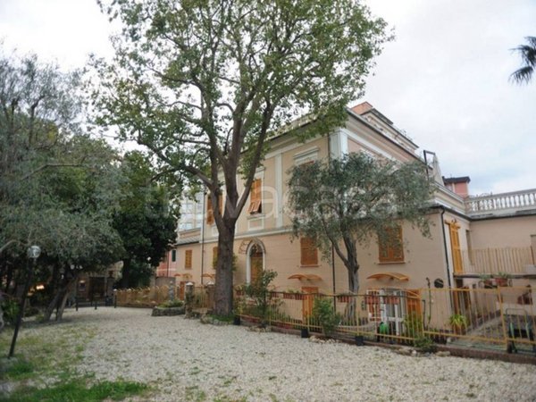 appartamento in vendita a Genova in zona Pontedecimo