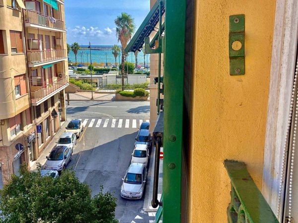 appartamento in vendita a Genova in zona Multedo