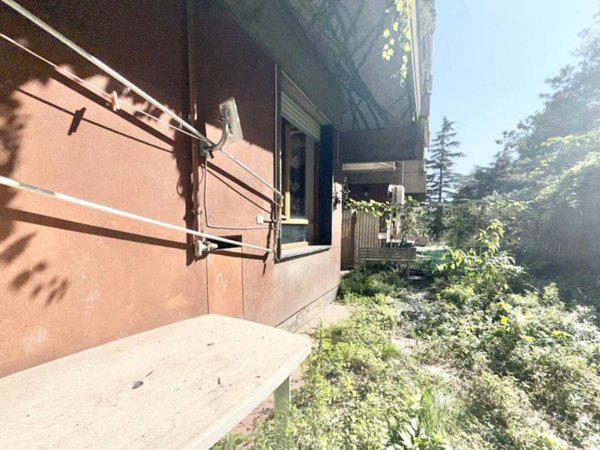 appartamento in vendita a Genova in zona Sestri Ponente