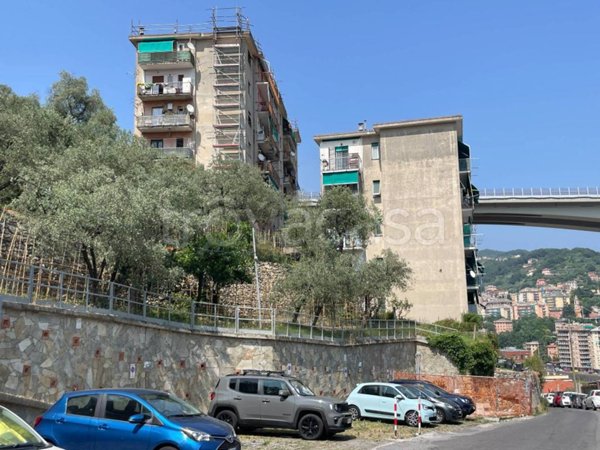 appartamento in vendita a Genova in zona Molassana