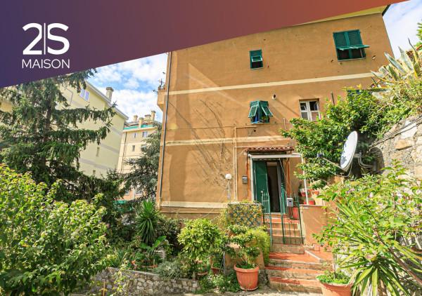 appartamento in vendita a Genova in zona Oregina