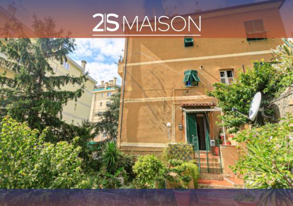 appartamento in vendita a Genova in zona Oregina