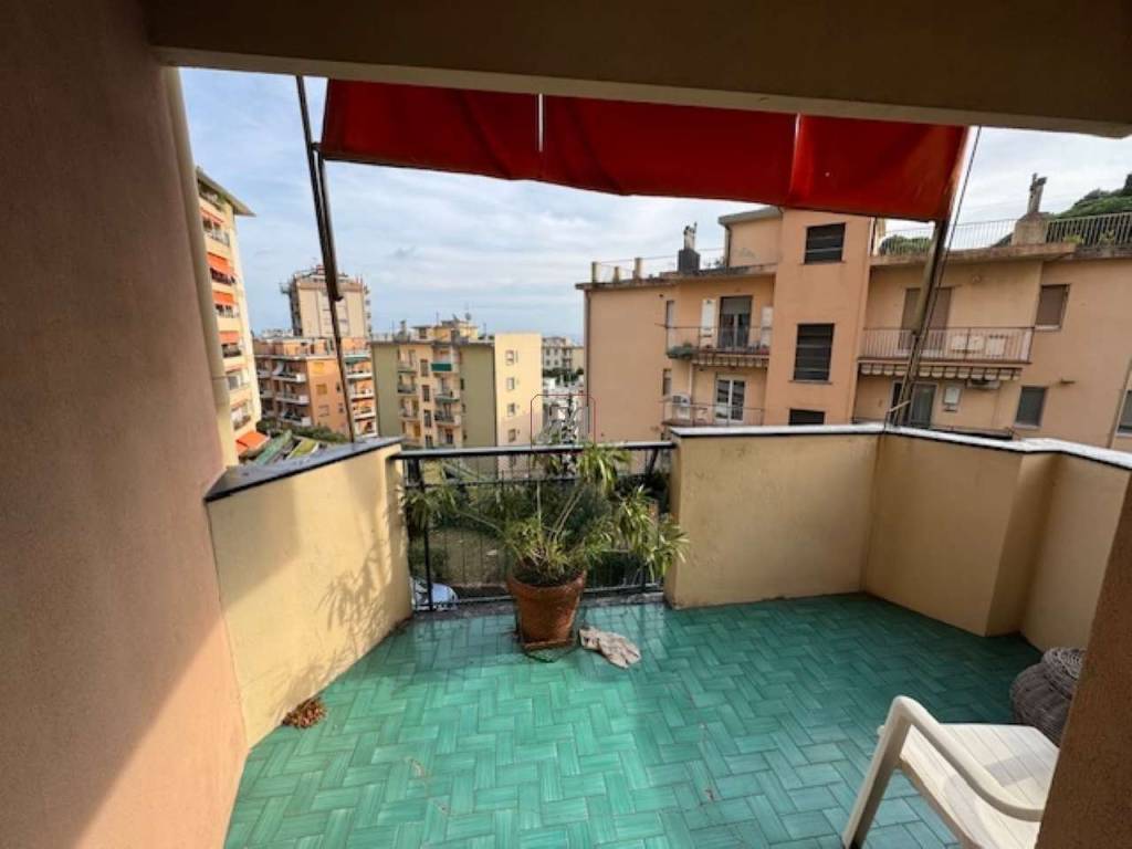 appartamento in vendita a Genova in zona Pegli
