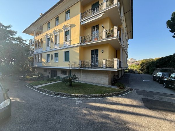 appartamento in vendita a Genova in zona Albaro
