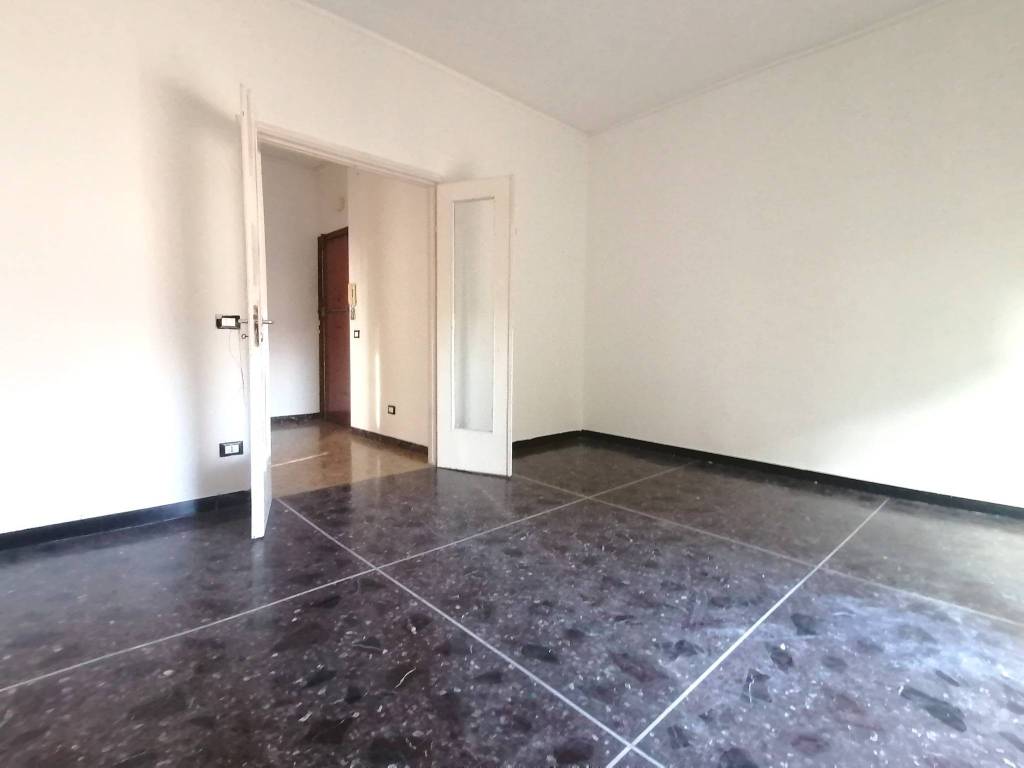 appartamento in vendita a Genova in zona Marassi