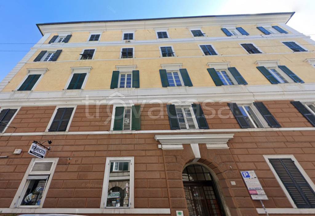intera palazzina in vendita a Genova in zona San Vincenzo