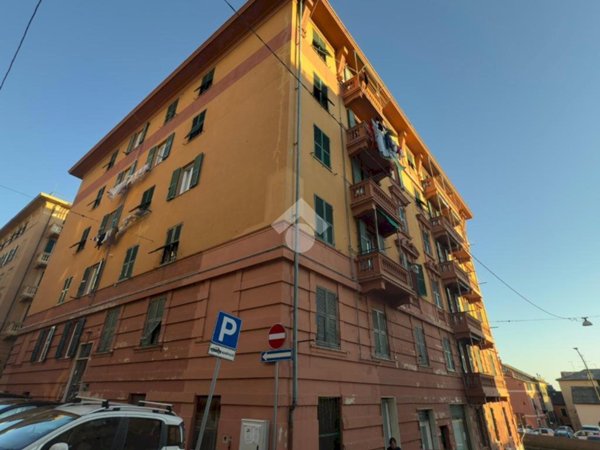appartamento in vendita a Genova in zona Voltri