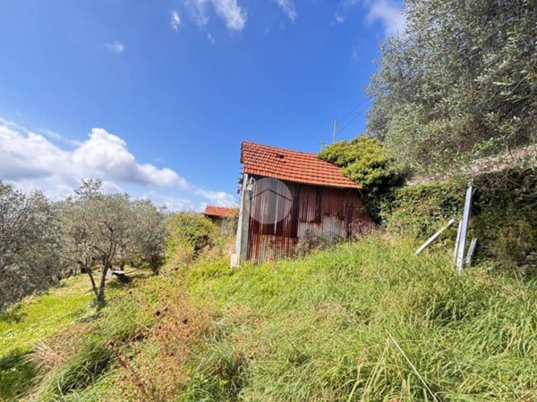 casa indipendente in vendita a Genova in zona Apparizione