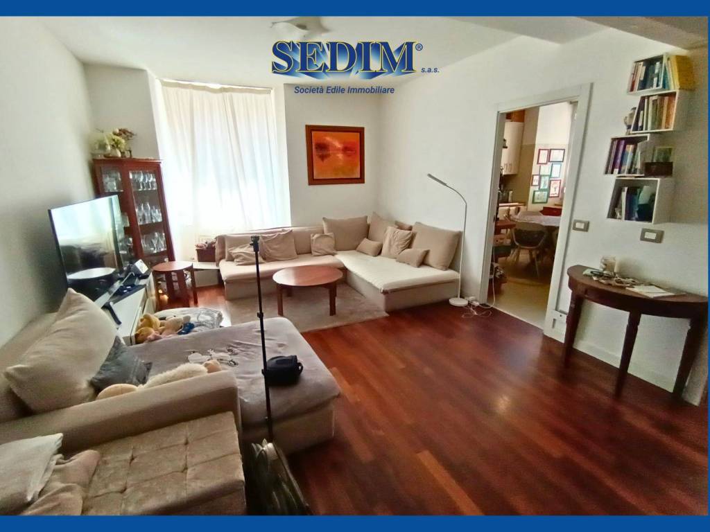 appartamento in vendita a Genova in zona Castelletto