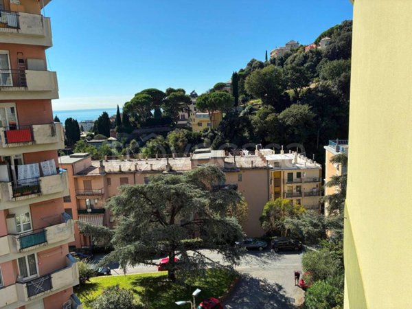 appartamento in vendita a Genova in zona Pegli