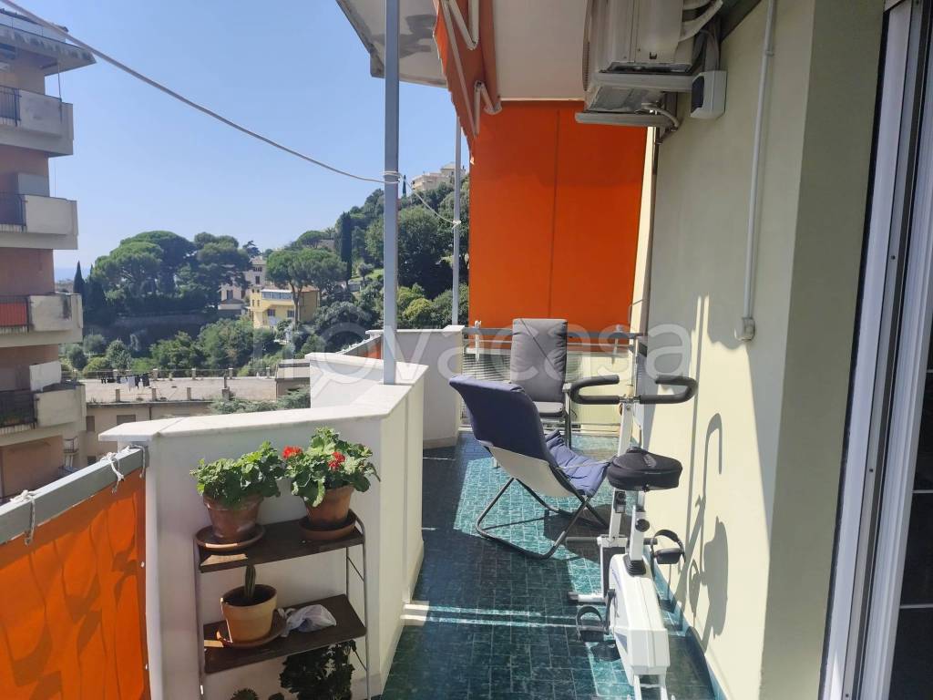 appartamento in vendita a Genova in zona Pegli