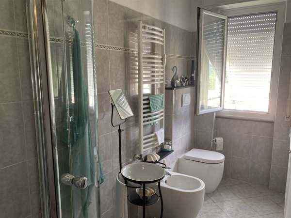 appartamento in vendita a Genova in zona Pegli