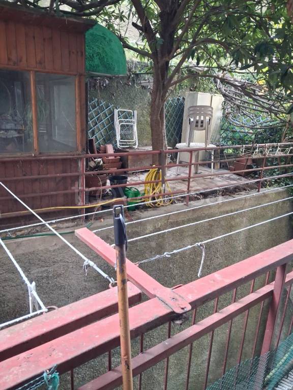 appartamento in vendita a Genova in zona Quezzi