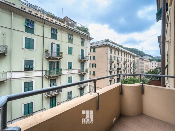 appartamento in vendita a Genova in zona Certosa
