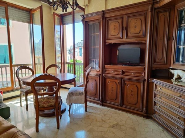 appartamento in vendita a Genova in zona Sestri Ponente