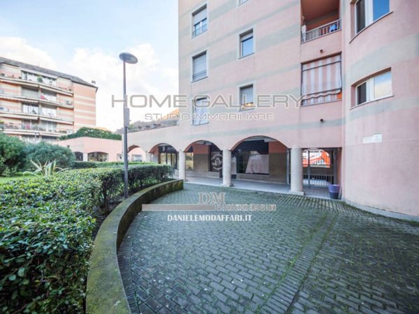 negozio in vendita a Genova in zona Molassana