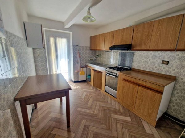 appartamento in vendita a Genova in zona Crevari