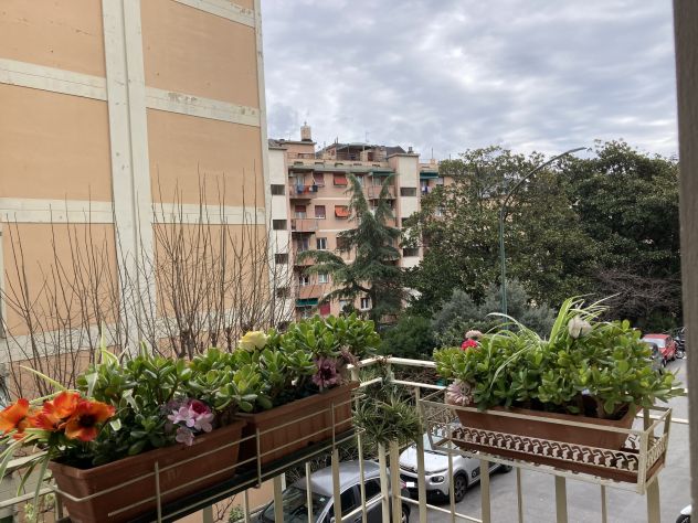 appartamento in vendita a Genova in zona Staglieno