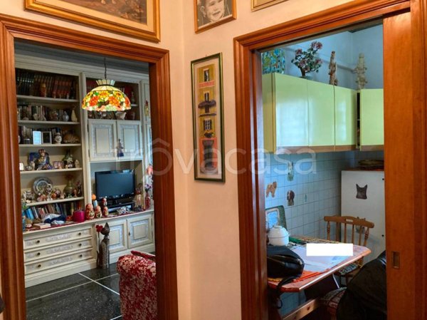 appartamento in vendita a Genova in zona Staglieno
