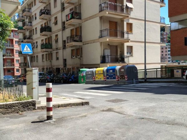 appartamento in vendita a Genova in zona Oregina