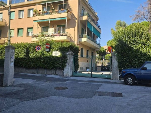 appartamento in vendita a Genova in zona Albaro