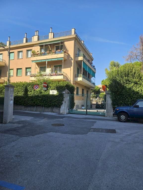 appartamento in vendita a Genova in zona Albaro