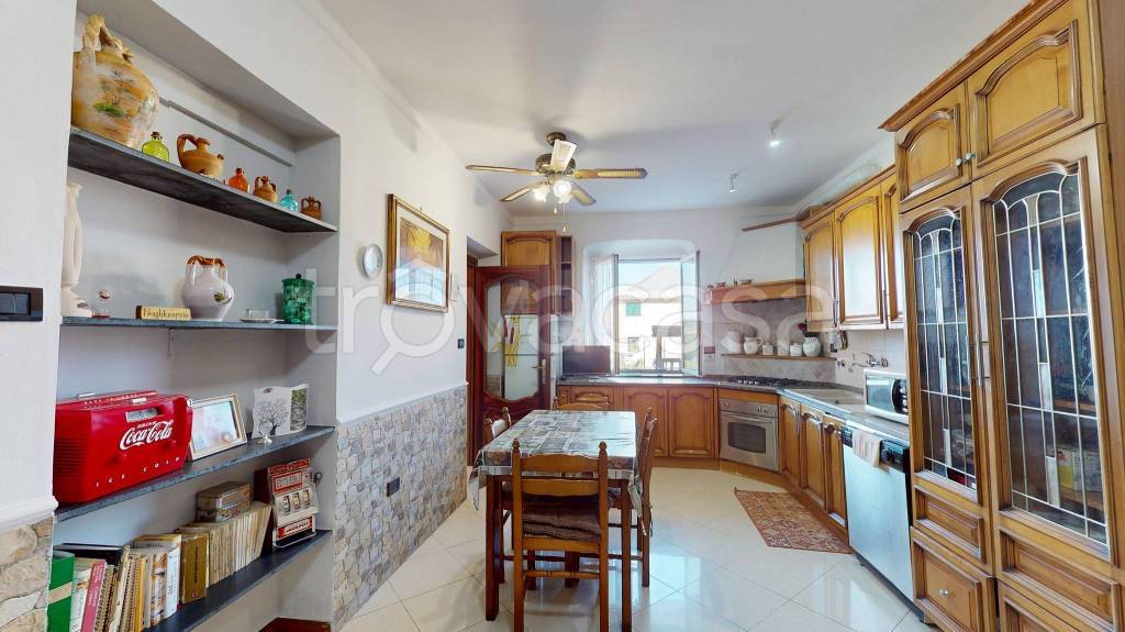 casa indipendente in vendita a Genova in zona Molassana