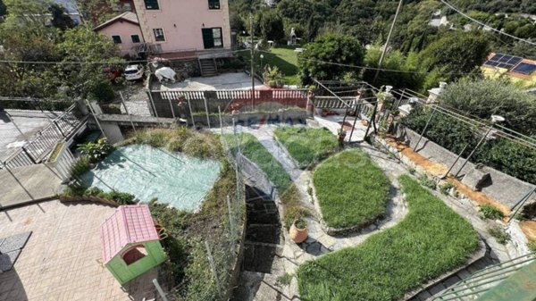 casa indipendente in vendita a Genova in zona Molassana