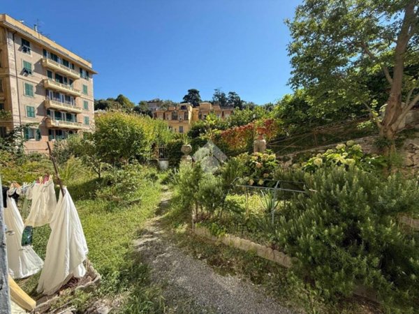appartamento in vendita a Genova in zona Castelletto
