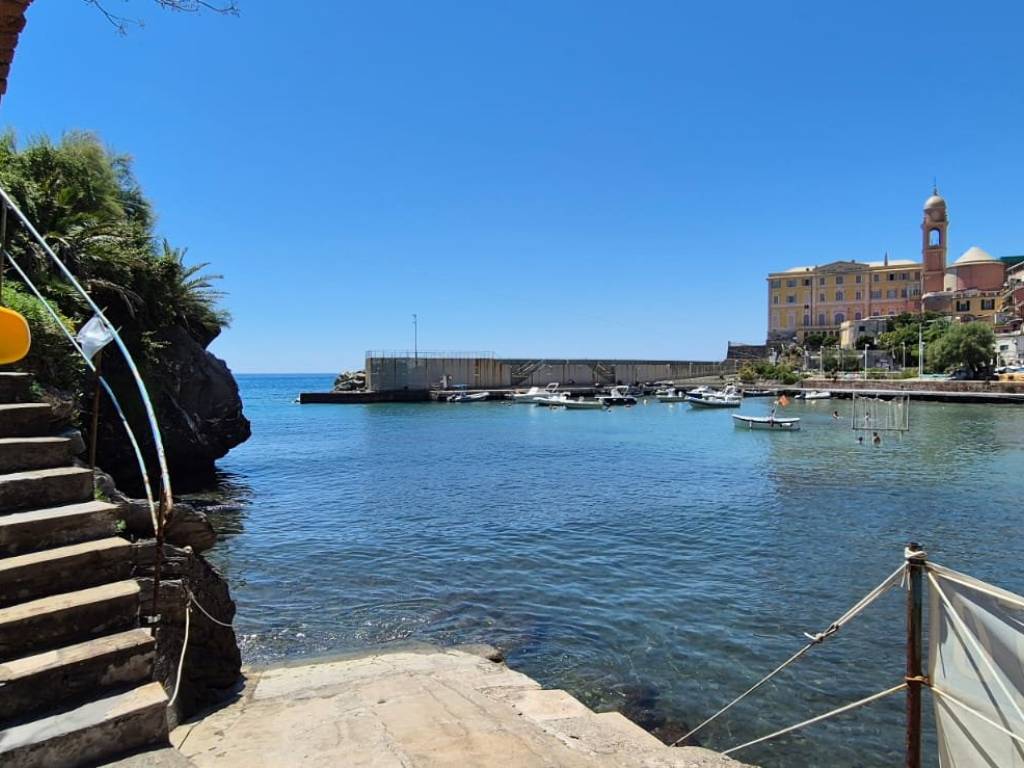appartamento in vendita a Genova in zona Nervi