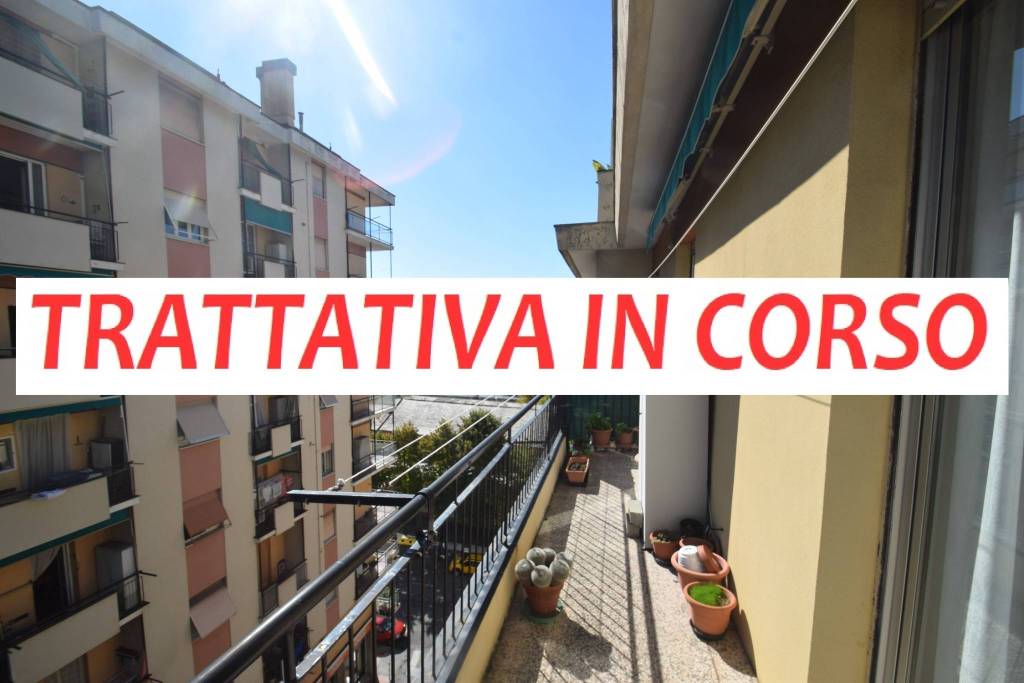 appartamento in vendita a Genova in zona Voltri
