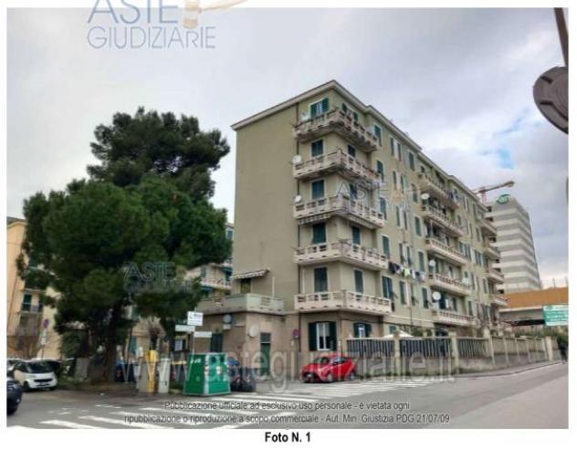 appartamento in vendita a Genova in zona Sestri Ponente