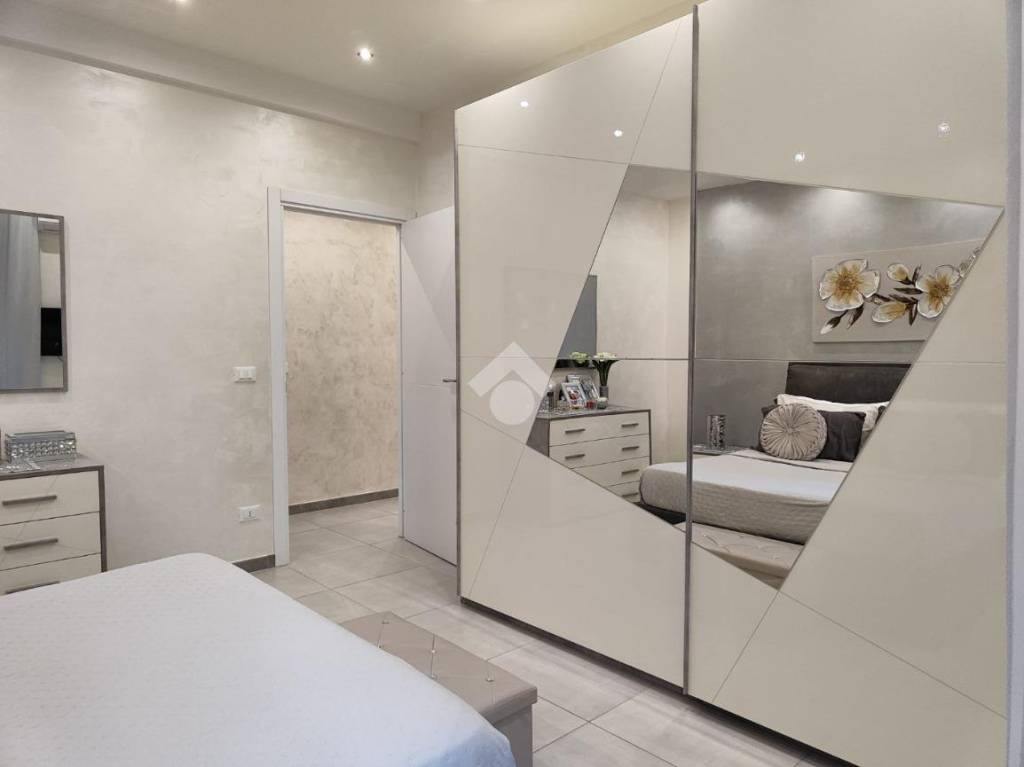 appartamento in vendita a Genova in zona Sestri Ponente