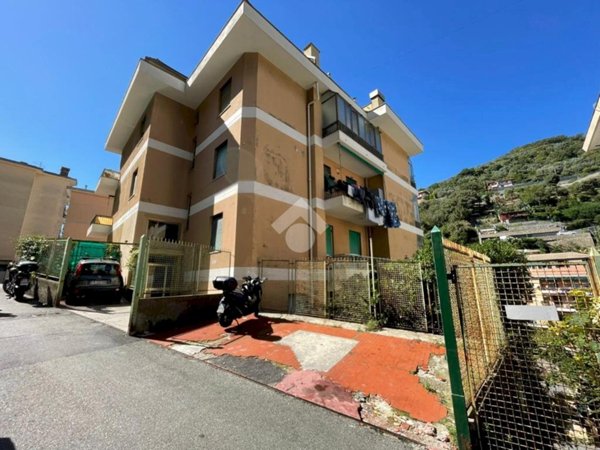 appartamento in vendita a Genova in zona Quezzi