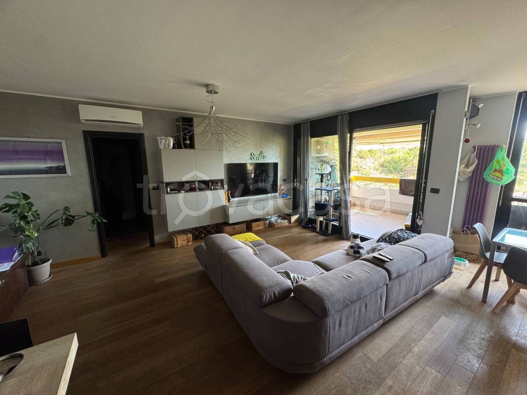 appartamento in vendita a Genova in zona Pegli