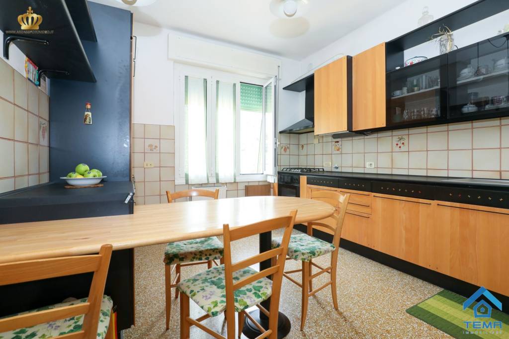 appartamento in vendita a Genova in zona Pontedecimo