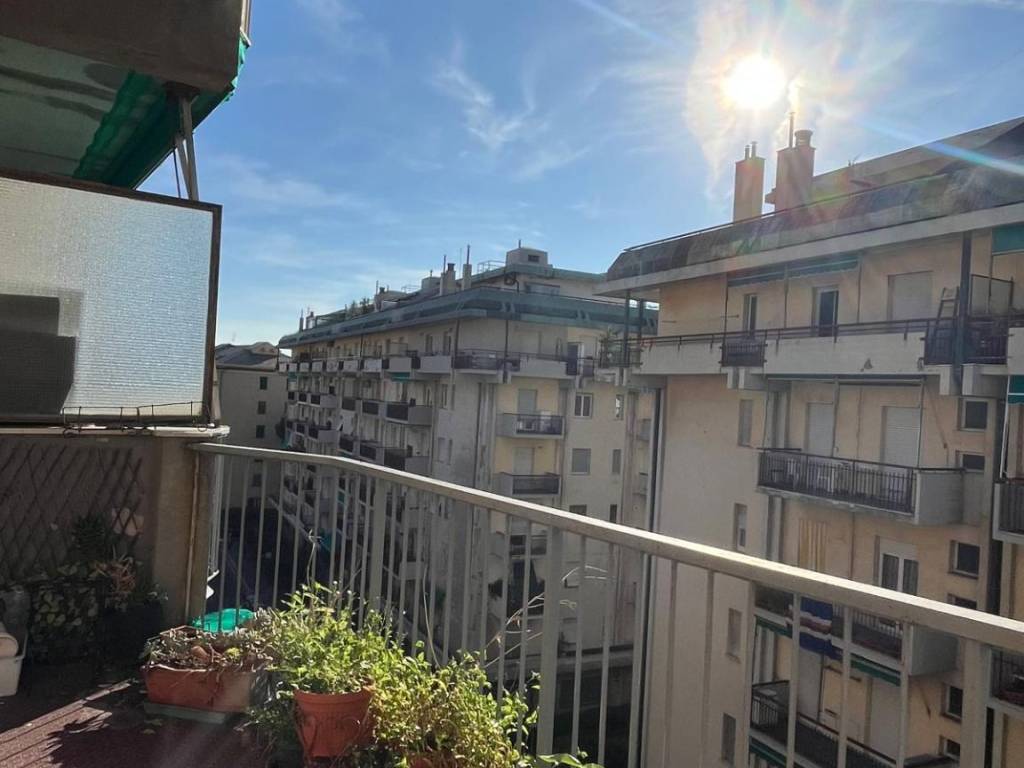 appartamento in vendita a Genova in zona Borzoli