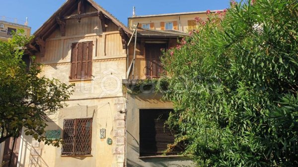 casa indipendente in vendita a Genova in zona Pegli