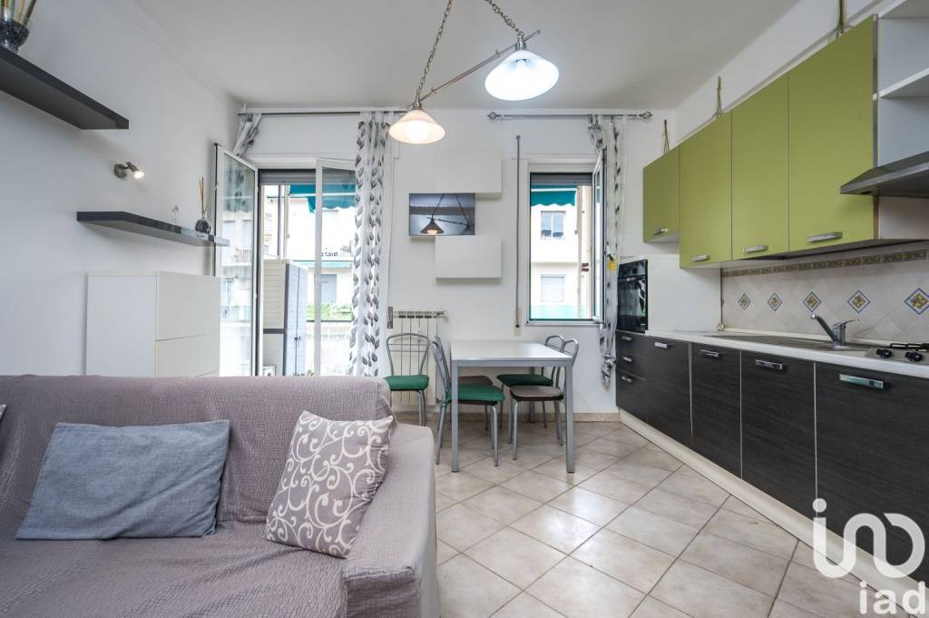 appartamento in vendita a Genova in zona Lagaccio / Granarolo