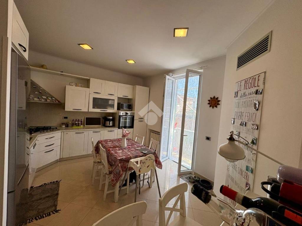 appartamento in vendita a Genova in zona Cornigliano